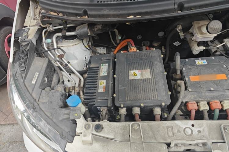 Used JMEV E200N 2020 E200N Fashion Edition (302 KM) Engine Bay Right