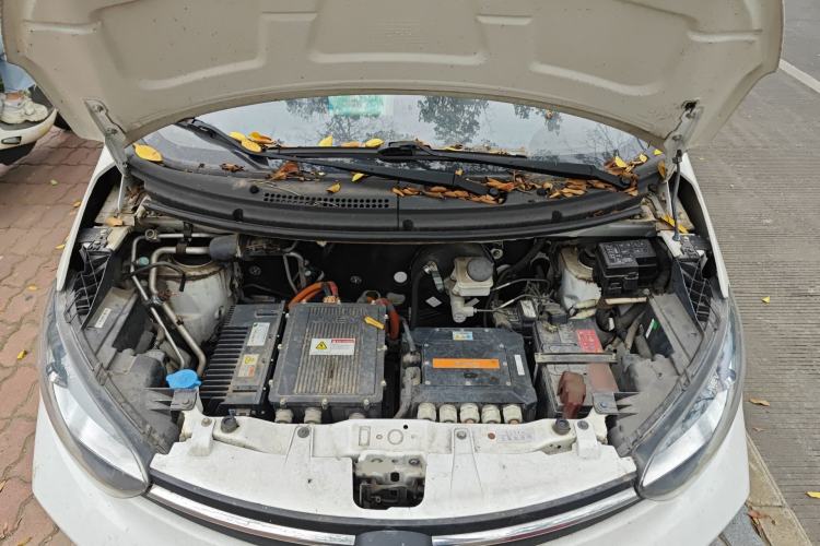 Used JMEV E200N 2020 E200N Fashion Edition (302 KM) Engine Bay