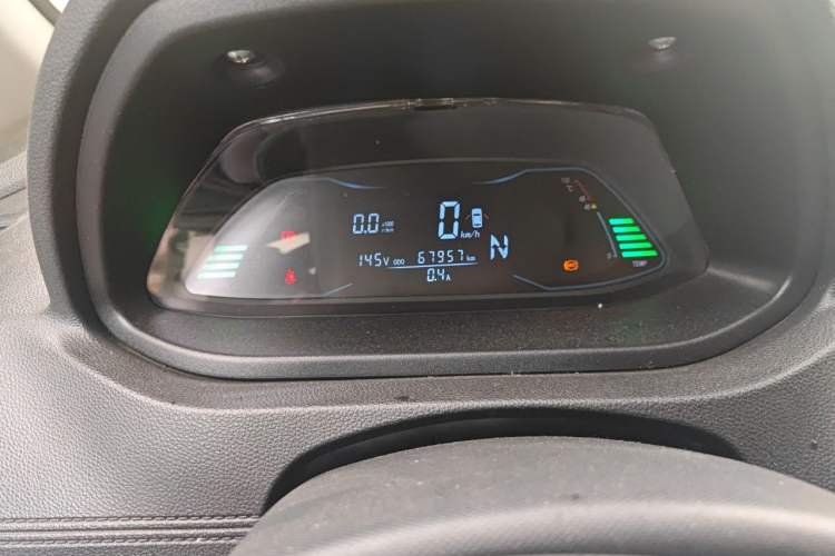 Used JMEV E200N 2020 E200N Fashion Edition (302 KM) Odometer Close Up