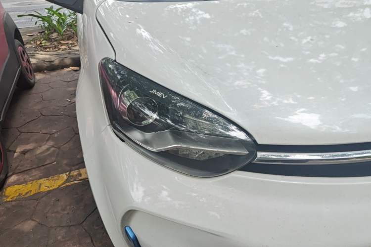 Used JMEV E200N 2020 E200N Fashion Edition (302 KM) Right Front Headlight