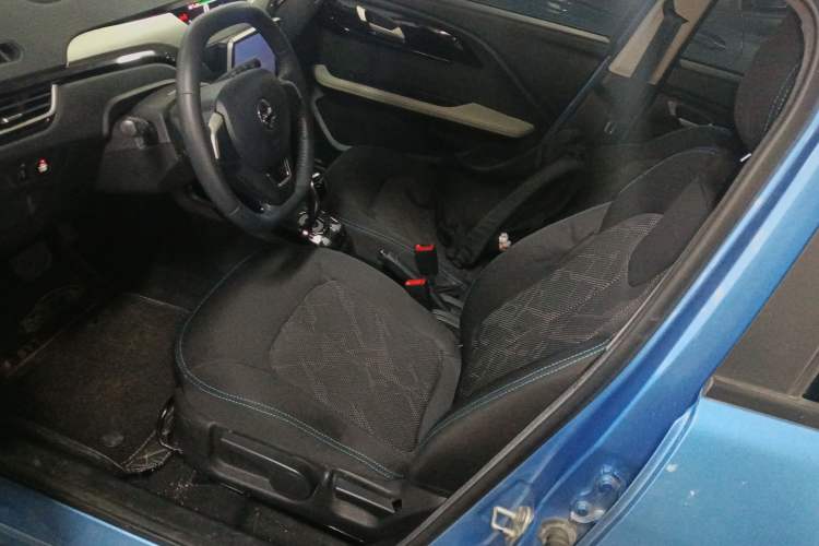 Used JMEV Ezi EV3 2022 Small Radar Yuebao Model Left Front Seat