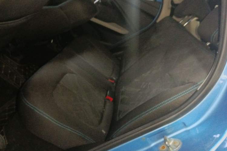 Used JMEV Ezi EV3 2022 Small Radar Yuebao Model Left Rear Seat