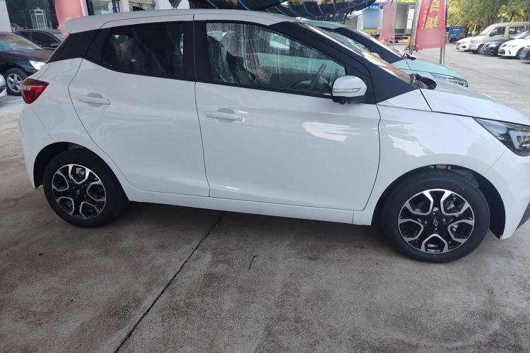 Used JMEV Ezi EV3 2025 Plus 330KM Luxury Version Exterior 2