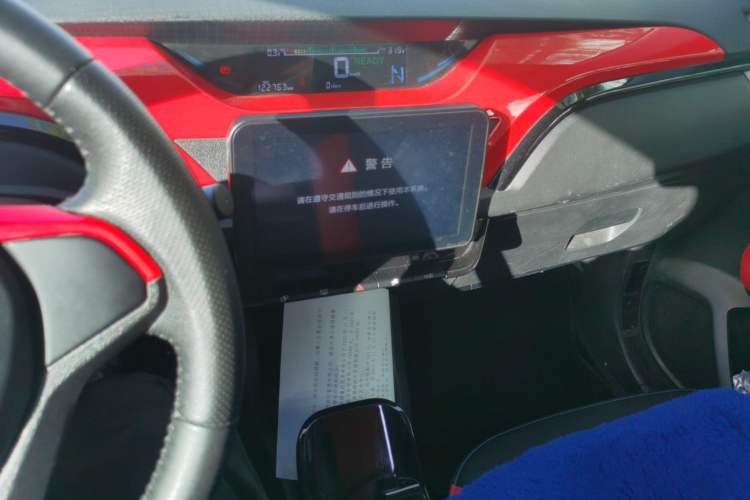 Used JMEV Ezi EV3 2019 Cool Run Edition Audio And AC Panel