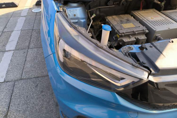 Used JMEV Ezi EV3 2019 Yuepao Version Right Front Headlight