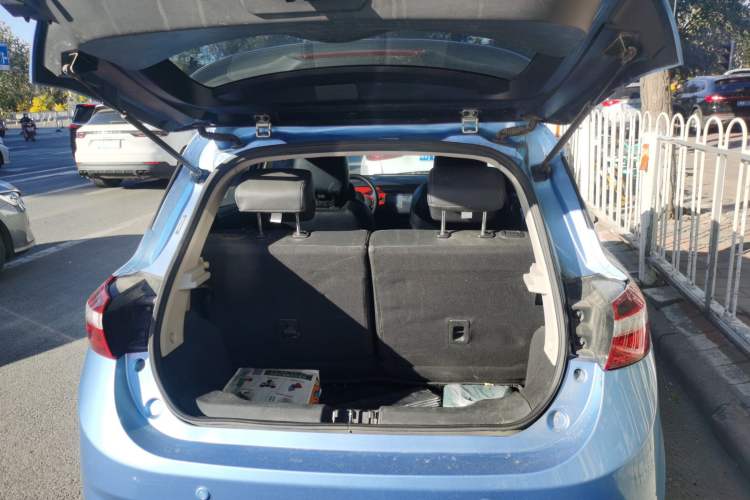 Used JMEV Ezi EV3 2019 Cool Run Edition Trunk