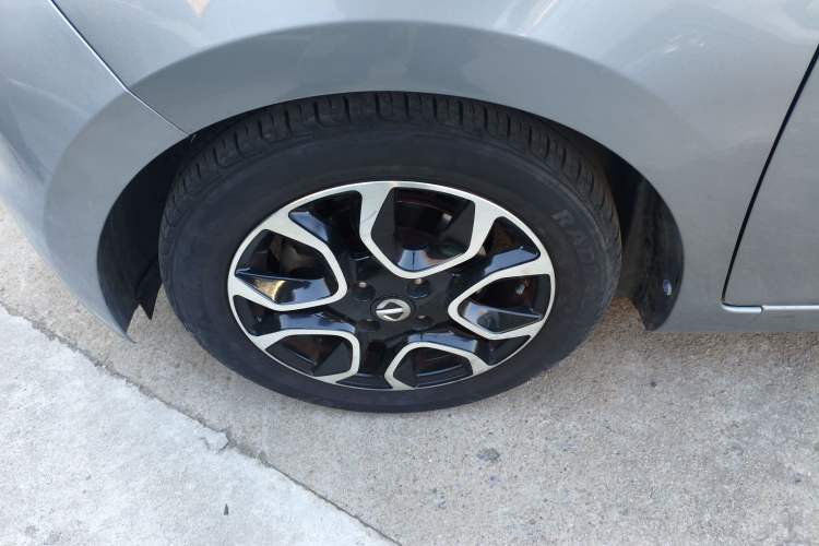 Used JMEV Ezi EV3 2019 Cool Run Edition Left Front Wheel Hub