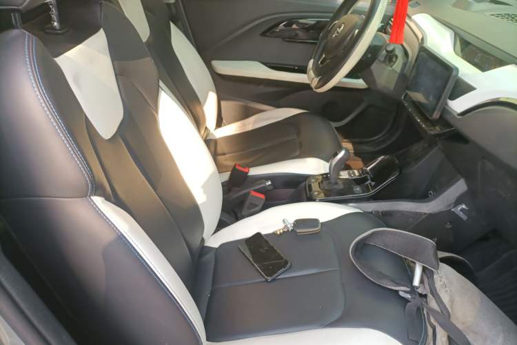 Used JMEV Ezi EV3 2019 Cool Run Edition Right Front Seat