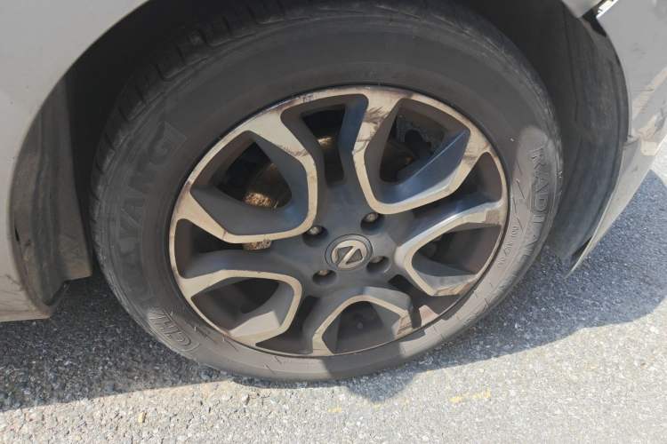 Used JMEV Ezi EV3 2019 Cool Run Edition Right Front Wheel Hub