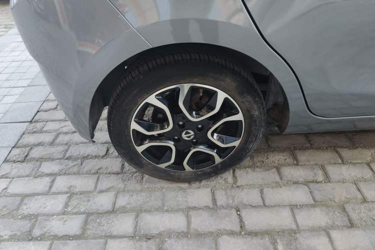 Used JMEV Ezi EV3 2019 Leading Edition Right Rear Wheel Hub