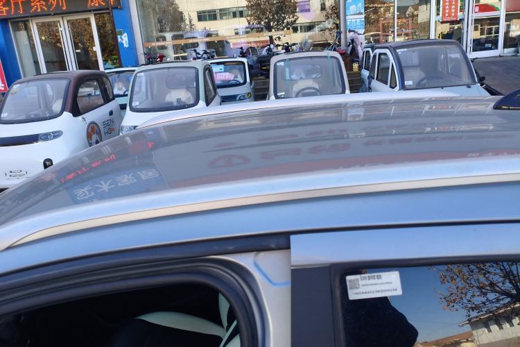 Used JMEV Ezi EV3 2019 Cool Run Edition Roof