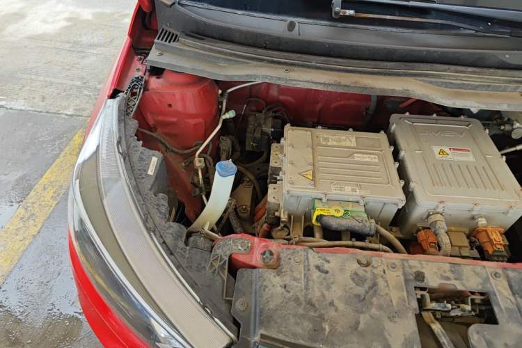 Used JMEV Ezi EV3 2019 Leading Edition Engine Bay Right