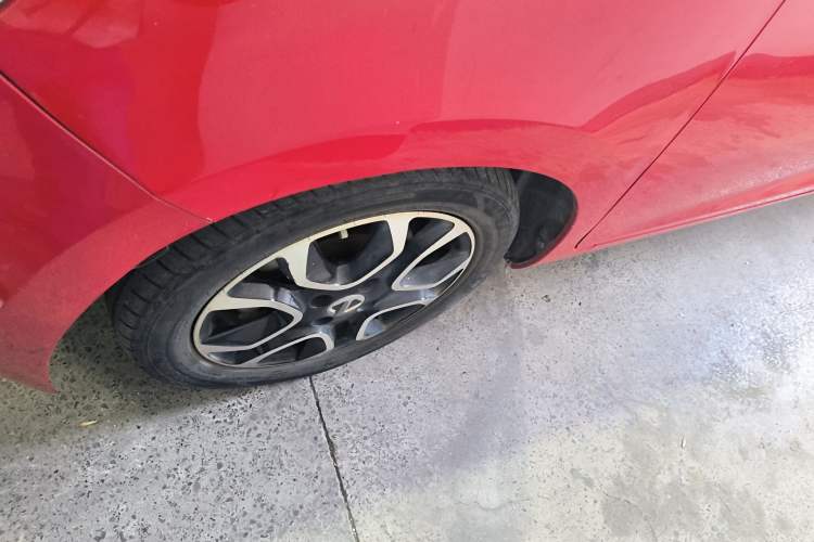 Used JMEV Ezi EV3 2019 Yuepao Version Left Front Wheel Hub