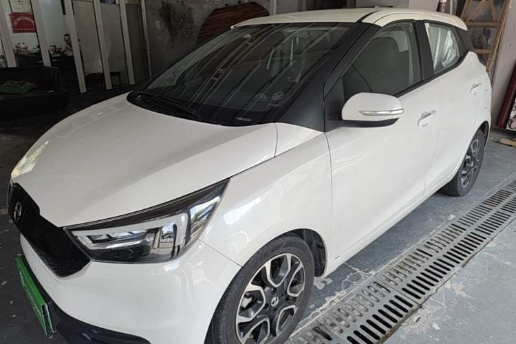 Ojetý JMEV Ezi EV3 2019 Yuepao Version Guazi used car, China used car export, Used car for sale, Used  cars, Cheapest cars for sale