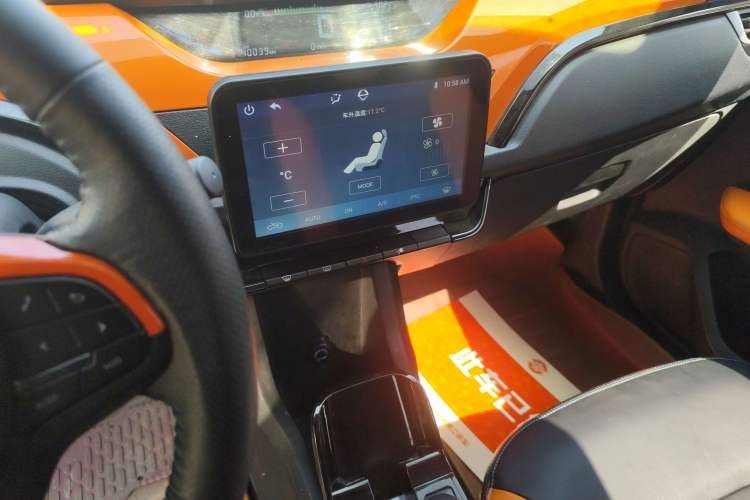 Used JMEV Ezi EV3 2019 Leading Edition Audio And AC Panel