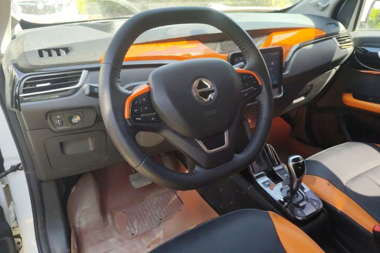 Used JMEV Ezi EV3 2019 Leading Edition Center Console