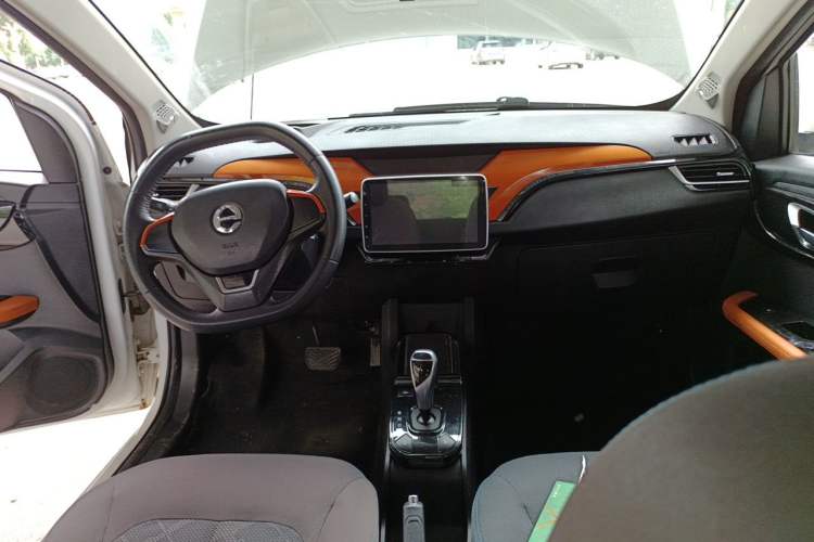 Used JMEV Ezi EV3 2019 Yuepao Version Center Console