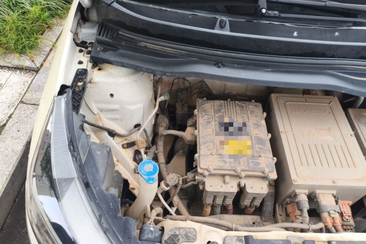 Used JMEV Ezi EV3 2019 Cool Run Edition Engine Bay Right
