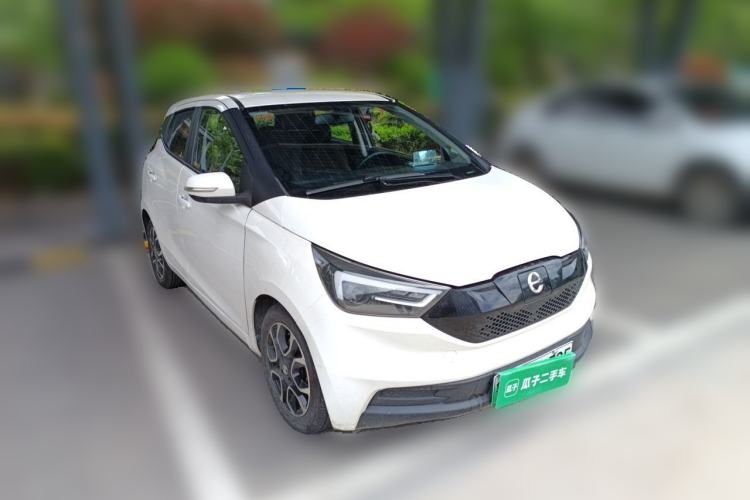 Used JMEV Ezi EV3 2019 Yuepao Version Front Right 45 Deg