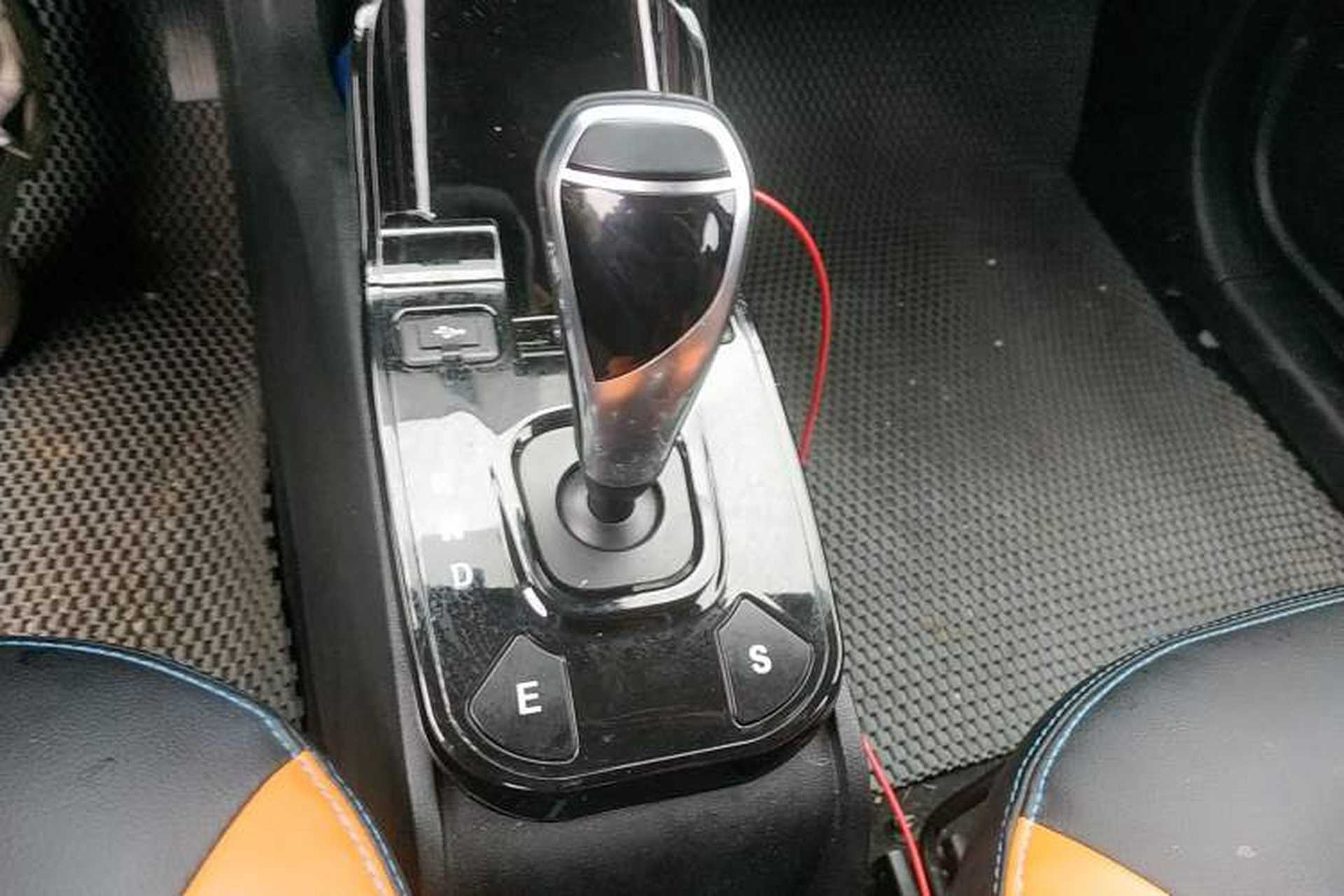 Used JMEV Ezi EV3 2019 Cool Run Edition Gear Lever