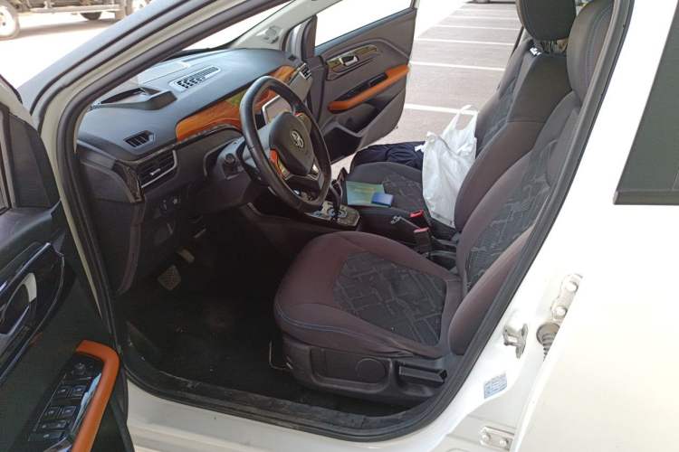 Used JMEV Ezi EV3 2019 Yuepao Version Left Front Seat