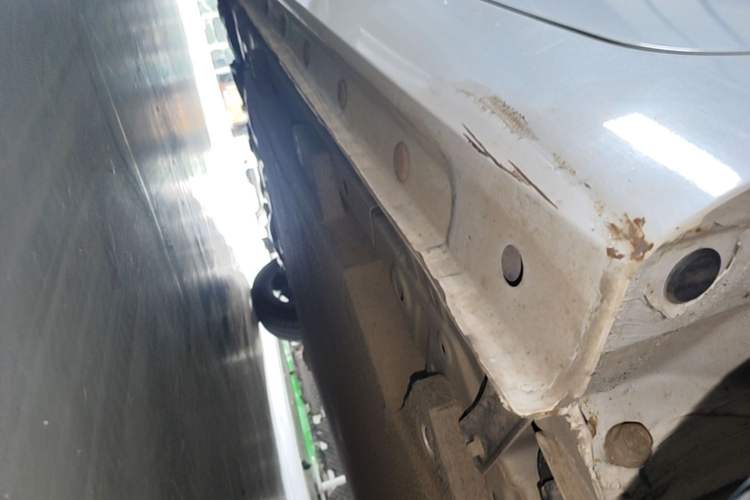 Used JMEV Ezi EV3 2019 Yuepao Version Left Side Sill