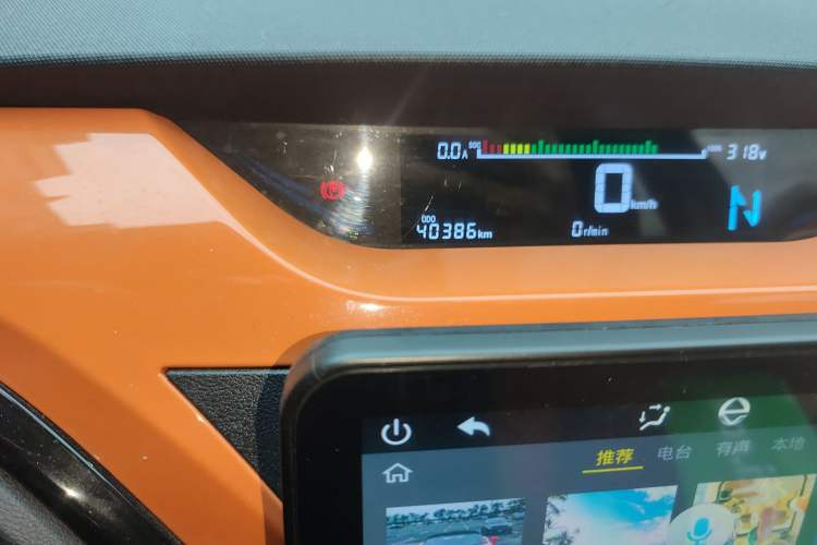 Used JMEV Ezi EV3 2019 Cool Run Edition Odometer Close Up