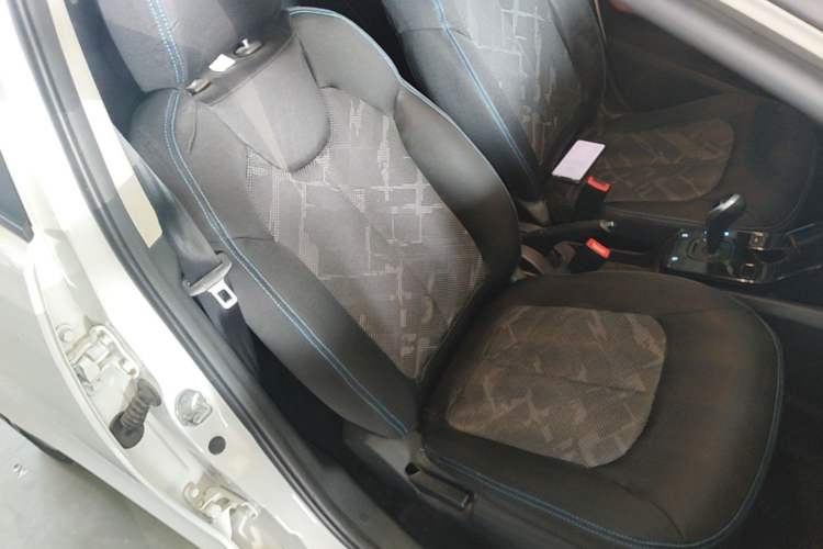 Used JMEV Ezi EV3 2019 Yuepao Version Right Front Seat