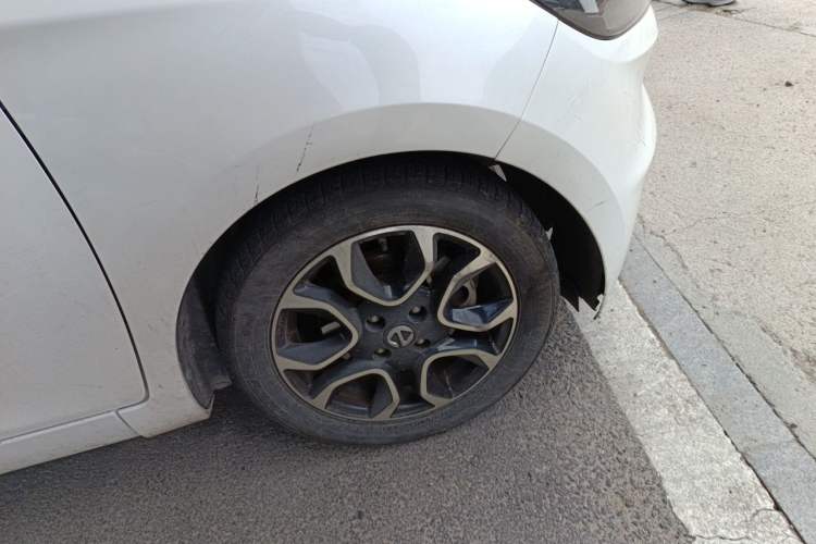 Used JMEV Ezi EV3 2019 Yuepao Version Right Front Wheel Hub