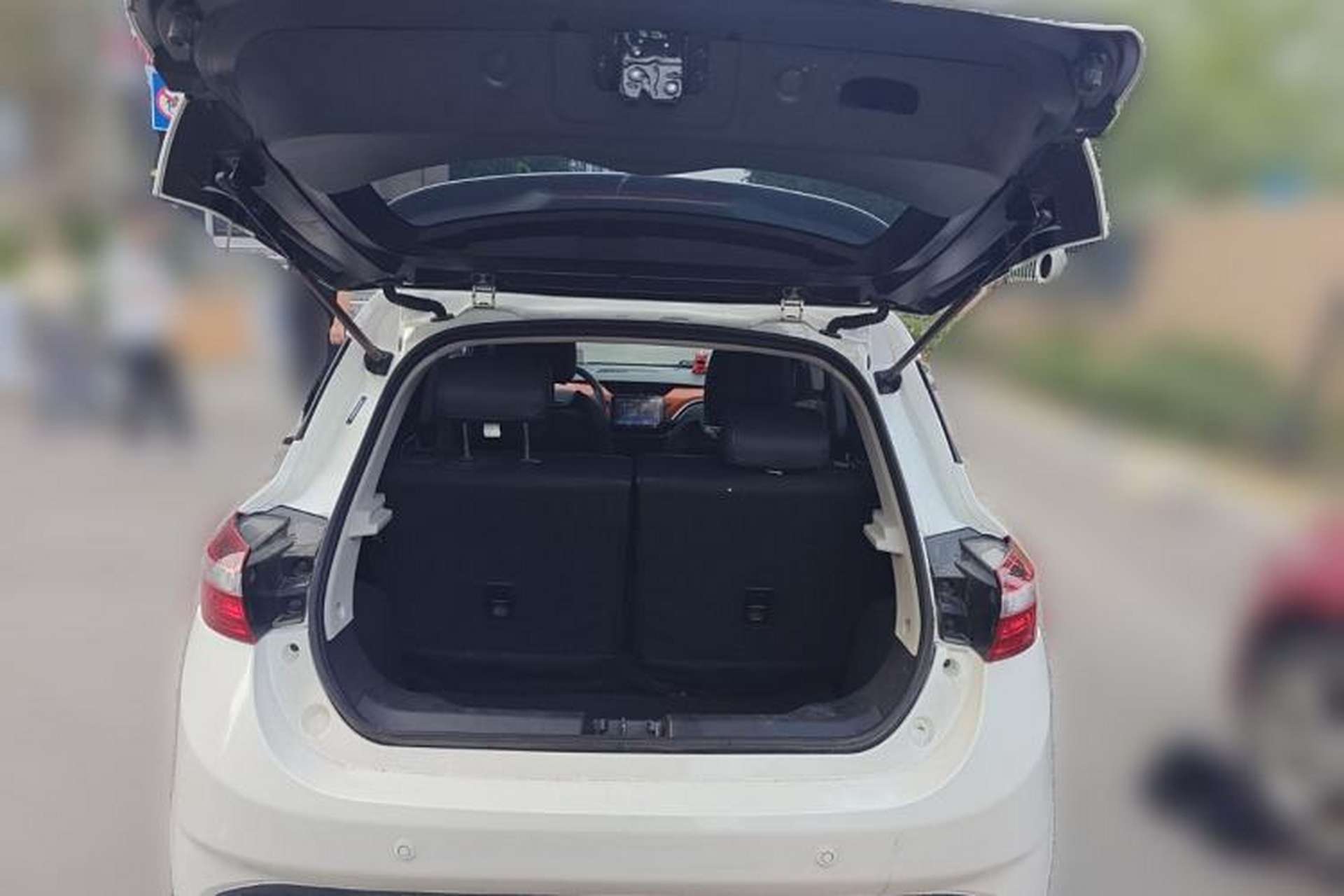 Used JMEV Ezi EV3 2019 Cool Run Edition Trunk