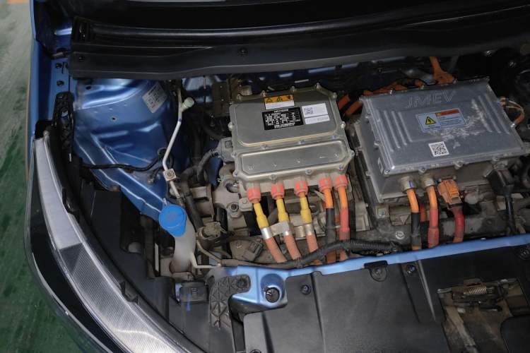 Used JMEV Ezi EV3 2021 Xiaolaidi Yuerun Model Engine Bay Right