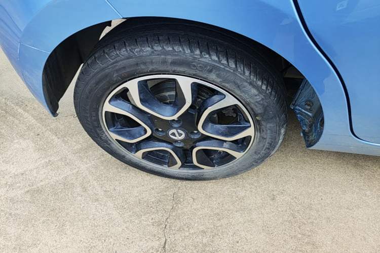 Used JMEV Ezi EV3 2021 Xiaolaidi Yuerun Model Right Rear Wheel Hub