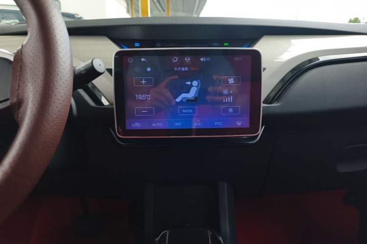 Used JMEV Ezi EV3 2021 Xiaolaidi Yuerun Model Audio And AC Panel
