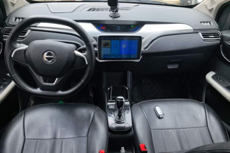Used JMEV Ezi EV3 2021 Small Radar Leading Edition Center Console