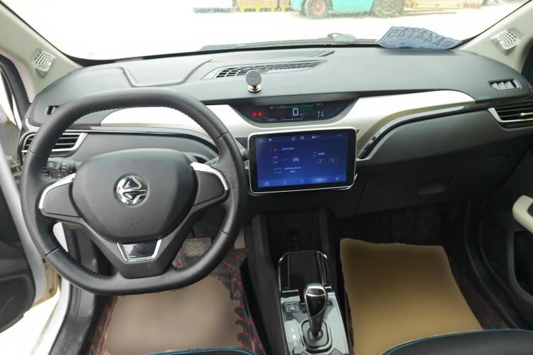 Used JMEV Ezi EV3 2021 Xiaolaidi Yuerun Model Center Console