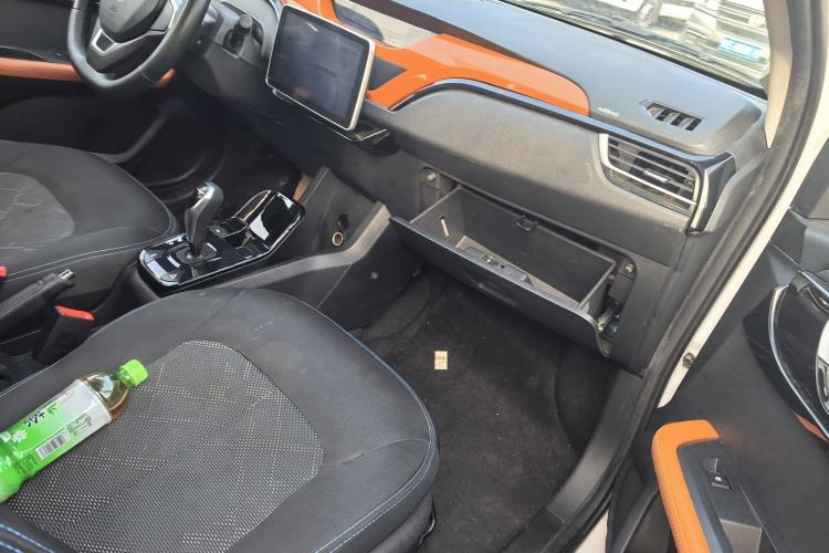 Used JMEV Ezi EV3 2021 Little Radar Cool Run Edition Interior 7