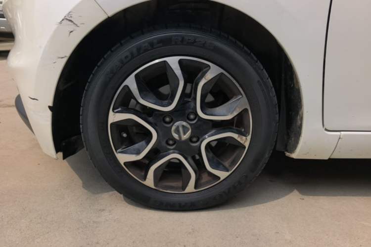 Used JMEV Ezi EV3 2021 Small Radar Leading Edition Left Front Wheel Hub