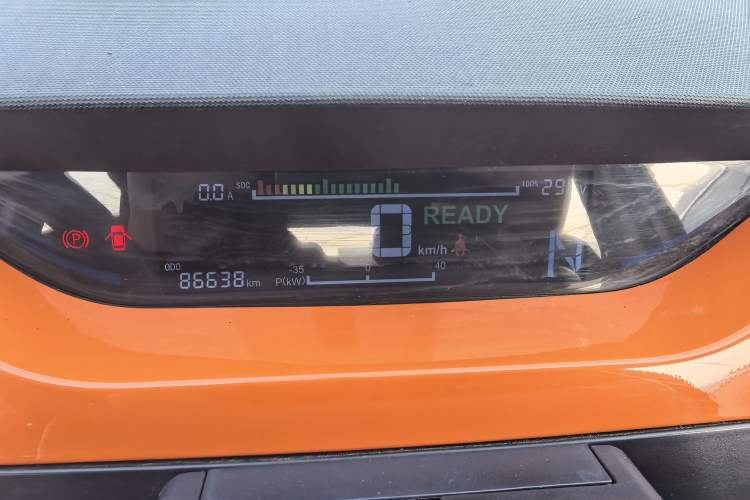Used JMEV Ezi EV3 2021 Little Radar Cool Run Edition Odometer Close Up