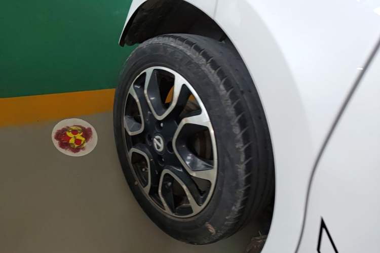 Used JMEV Ezi EV3 2021 Xiaolaidi Yuerun Model Right Rear Wheel Hub