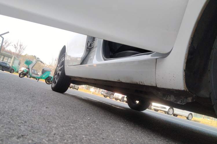 Used JMEV Ezi EV3 2021 Xiaolaidi Yuerun Model Right Side Sill