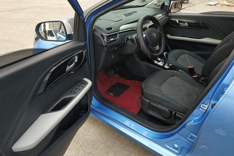 Used JMEV Ezi EV3 2022 Small Radar Yuebao Model Driver Seat