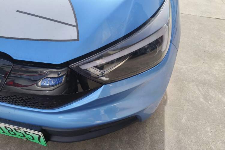 Used JMEV Ezi EV3 2022 Small Radar Yuebao Model Left Front Headlight
