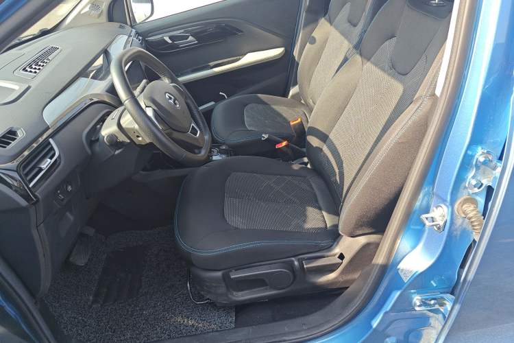 Used JMEV Ezi EV3 2022 Small Radar Yuebao Model Left Front Seat