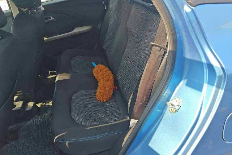 Used JMEV Ezi EV3 2022 Small Radar Yuebao Model Left Rear Seat