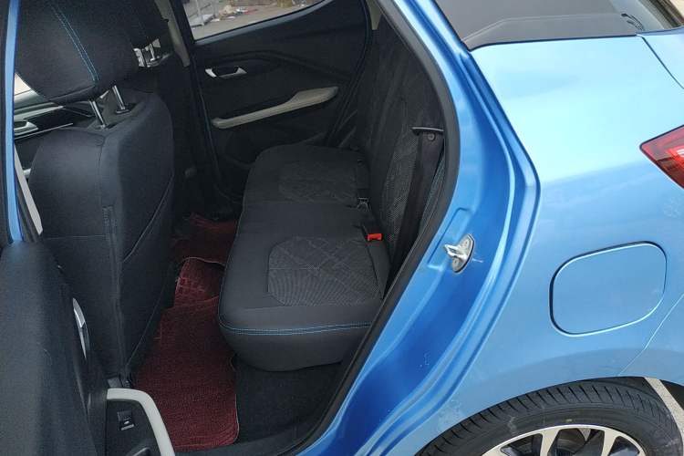 Used JMEV Ezi EV3 2022 Small Radar Yuebao Model Left Rear Seat