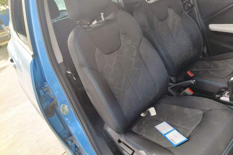 Used JMEV Ezi EV3 2022 Small Radar Yuebao Model Right Front Seat