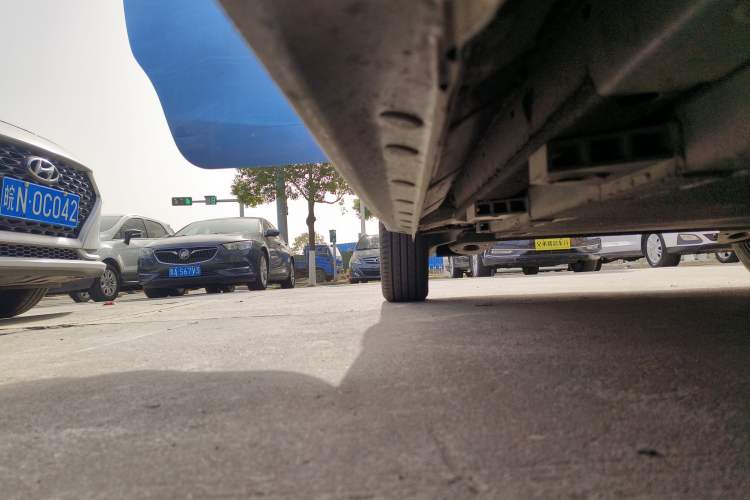 Used JMEV Ezi EV3 2022 Small Radar Yuebao Model Right Side Sill
