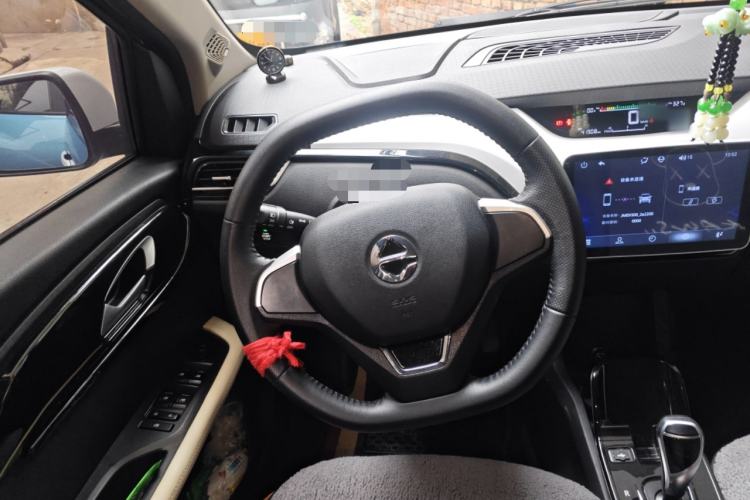 Used JMEV Ezi EV3 2022 Small Radar Yuebao Model Steering Wheel