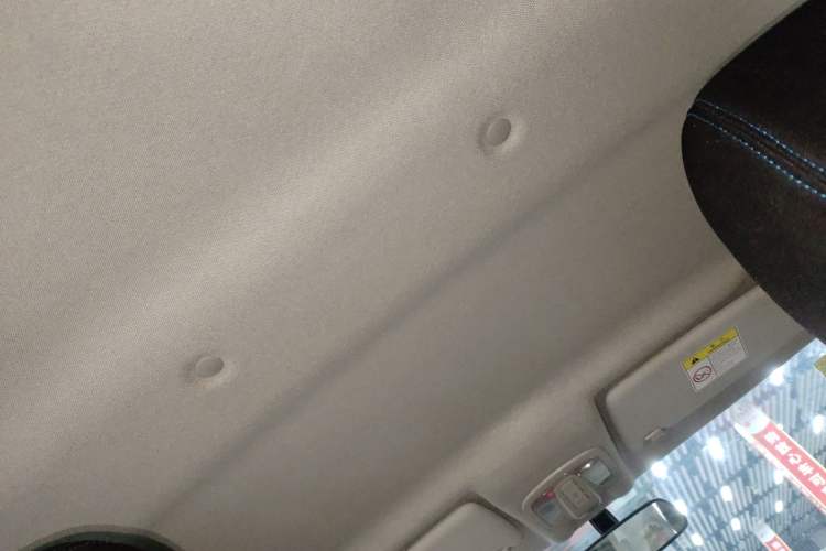 Used JMEV Ezi EV3 2022 Small Radar Yuebao Model Headliner