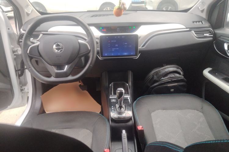 Used JMEV Ezi EV3 2022 Small Radar Yuebao Model Center Console